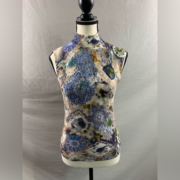 Beaded Floral Knit Top and Matching Sweater - Picture 5 of 7